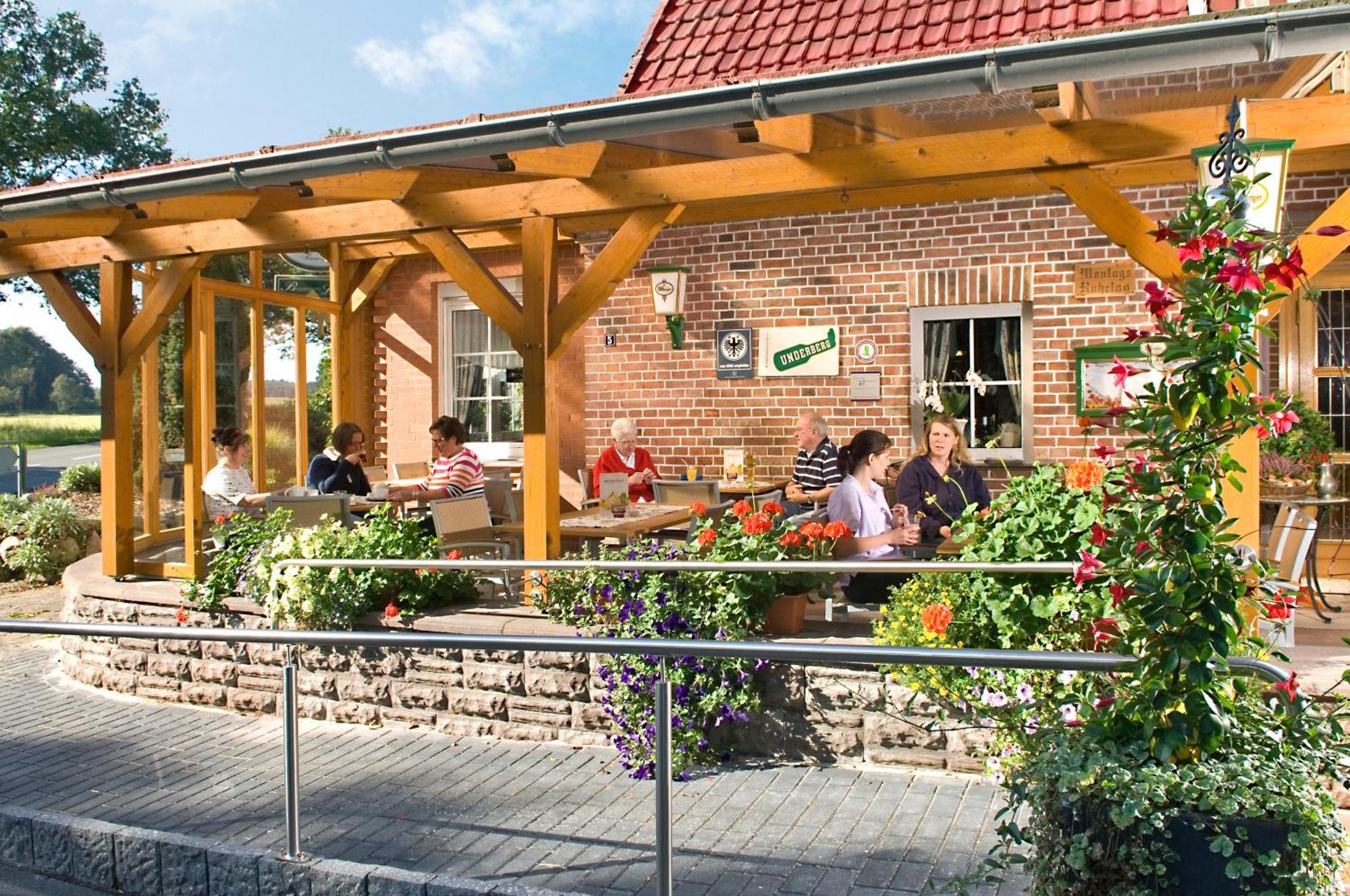 Brammers Landhotel Zum Wietzetal Wietzendorf Exteriör bild
